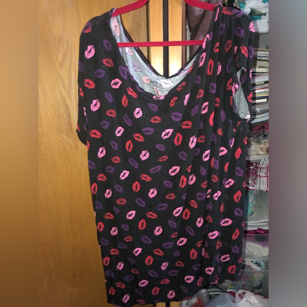 Torrid Super Soft Sleep Top with Lip Print